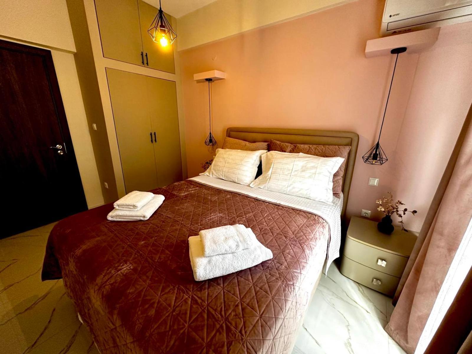 Elephant Apartment Kavala Exterior photo